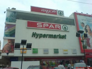 Spar-Hypermarket